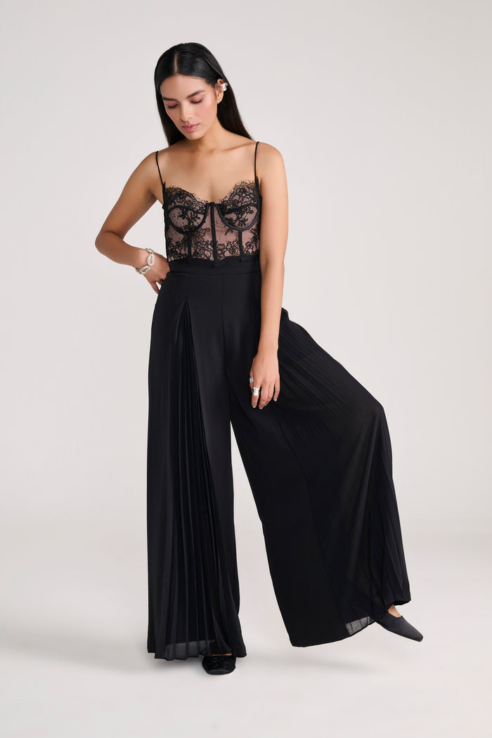 Black Pants With Center Pleating Detail