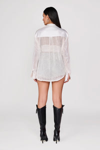 Textured White shirt with satin collar and cuff detail